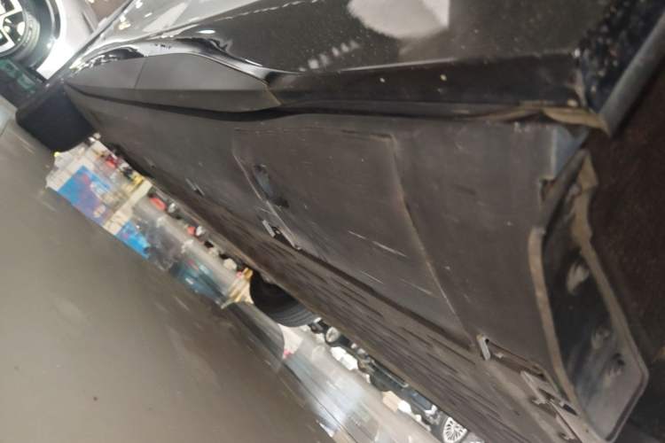 Used XPeng G6 2025 625 Long-Range Max Flagship Edition Left Side Sill