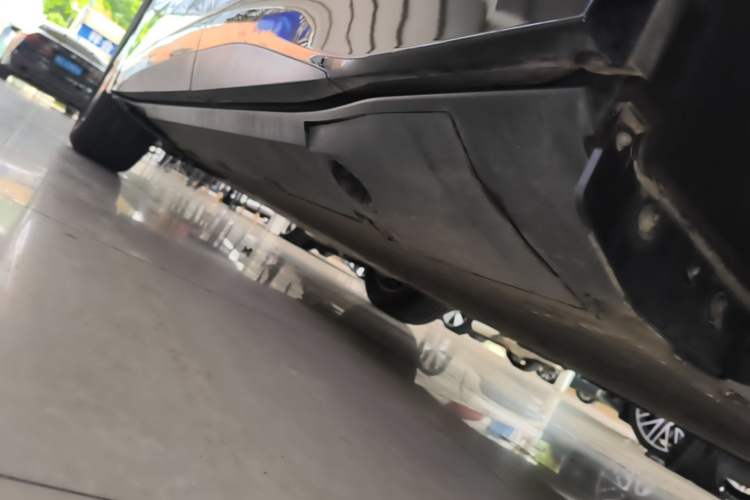 Used XPeng G6 2025 625 Long-Range Max Flagship Edition Left Side Sill