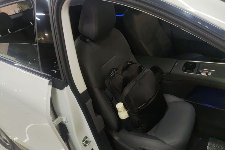 Used XPeng G6 2025 625 Long-Range Max Flagship Edition Right Front Seat