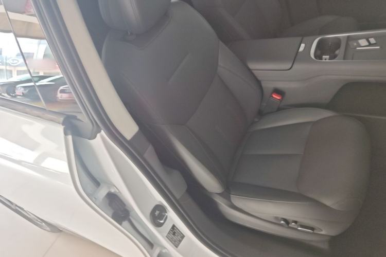 Used XPeng G6 2025 625 Long-Range Max Flagship Edition Right Front Seat