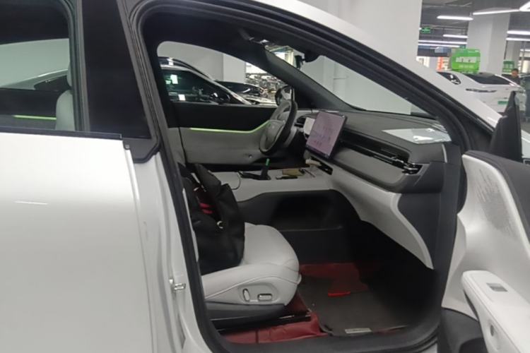Used XPeng G6 2025 625 Long-Range Max Tech Edition Right Front Seat