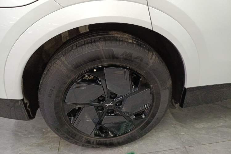 Used XPeng G6 2025 625 Long-Range Max Flagship Edition Right Rear Wheel Hub