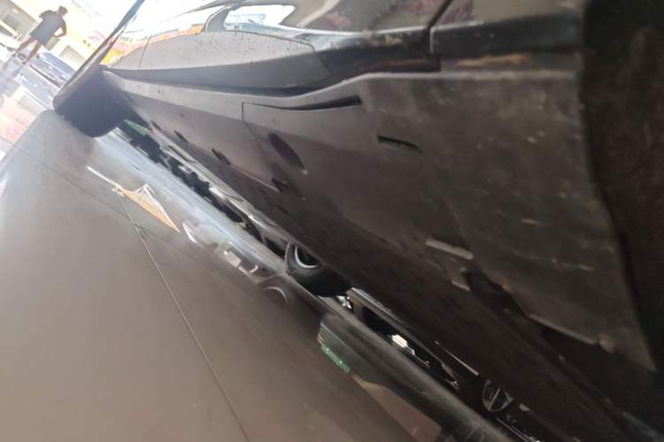 Used XPeng G6 2025 625 Long-Range Max Flagship Edition Right Side Sill
