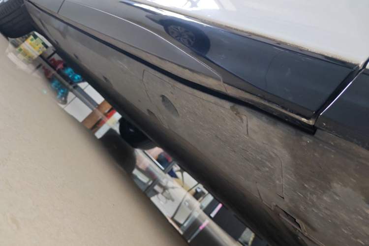 Used XPeng G6 2025 625 Long-Range Max Flagship Edition Right Side Sill