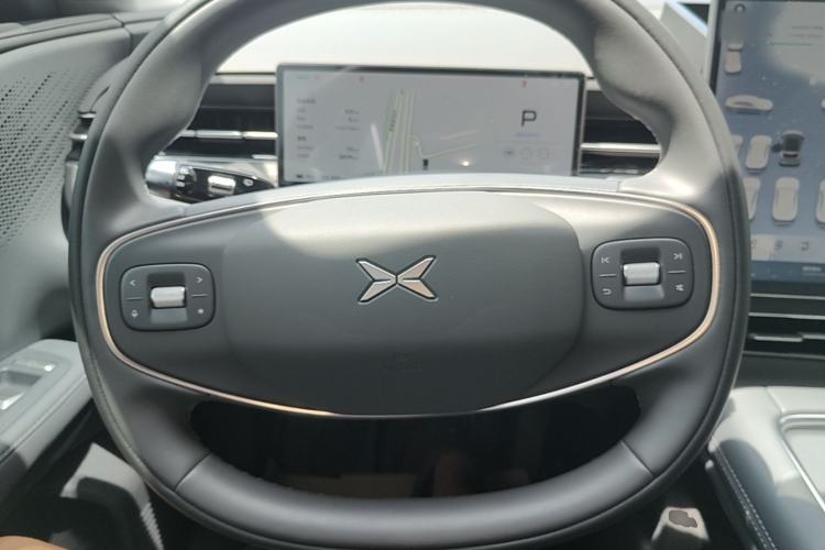 Used XPeng G6 2025 625 Long-Range Max Tech Edition Steering Wheel