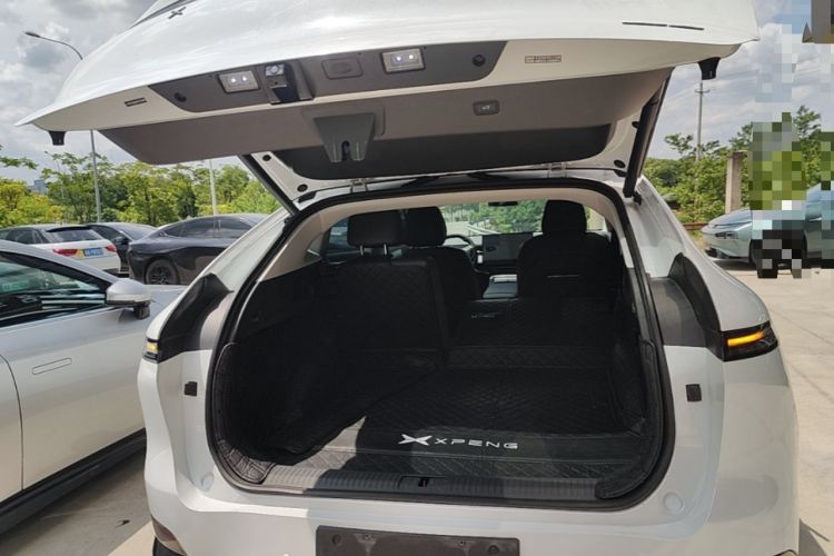 Used XPeng G6 2025 625 Long-Range Max Tech Edition Trunk