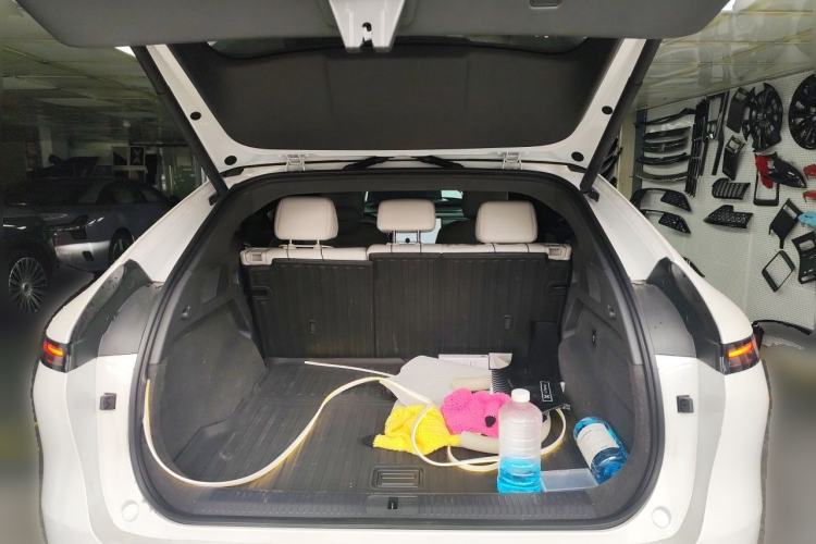 Used XPeng G6 2025 625 Long-Range Max Tech Edition Trunk