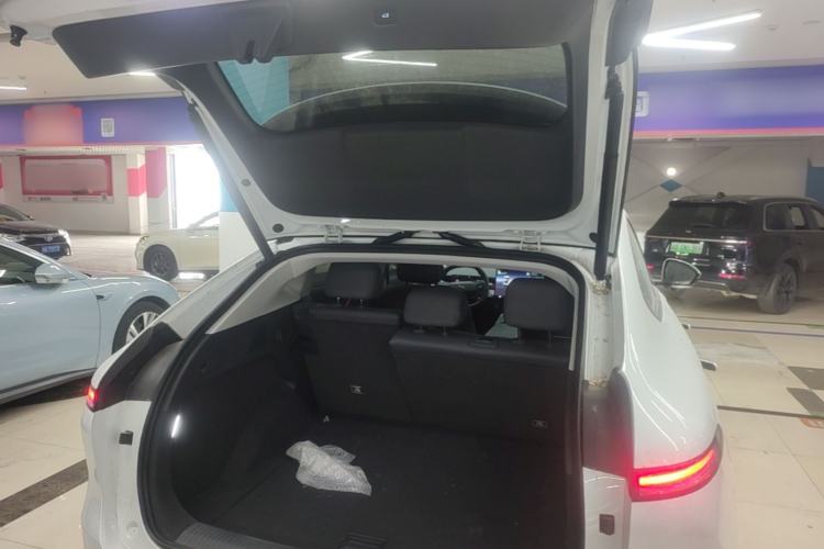 Used XPeng G6 2025 625 Long-Range Max Tech Edition Trunk