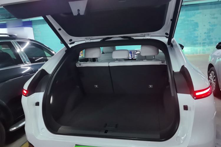 Used XPeng G6 2025 625 Long-Range Max Tech Edition Trunk