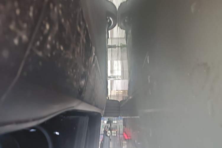 Used XPeng G6 2026 Model, 625 Max Flagship Edition Left Side Sill