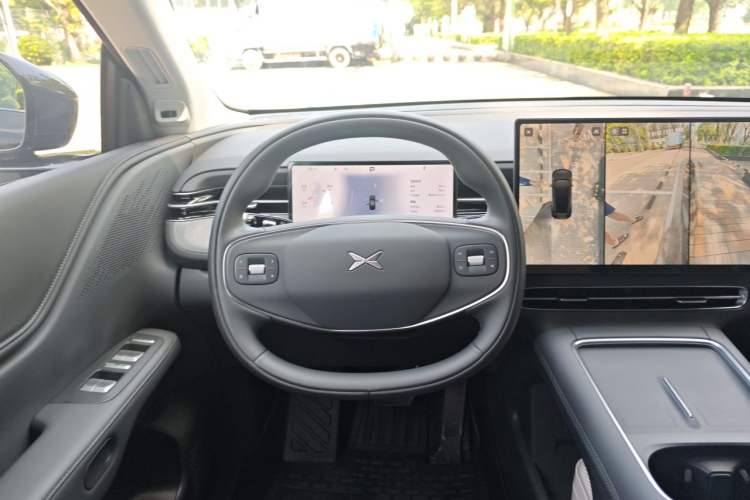 Used XPeng G6 2026 Model, 625 Max Tech Edition Steering Wheel