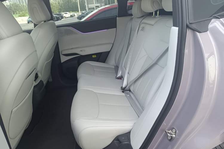 Used XPeng G6 2026 Model, 625 Max Flagship Edition Left Rear Seat