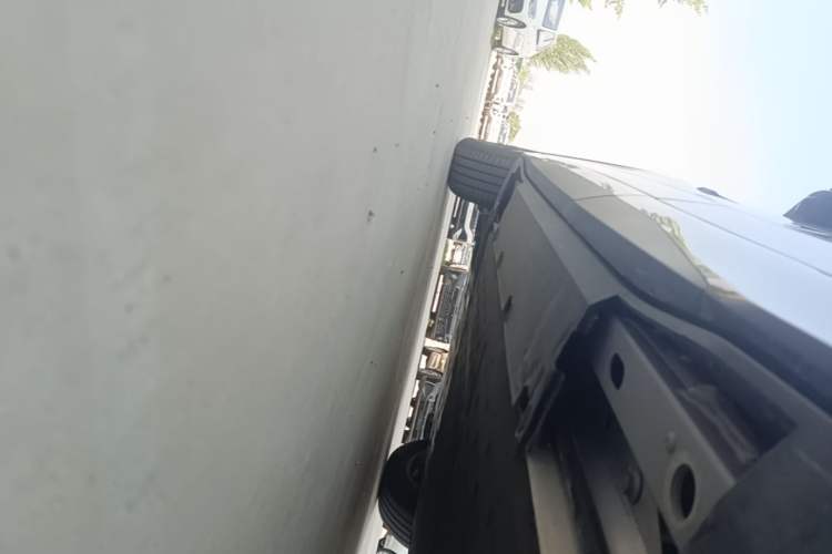 Used XPeng G6 2026 Model, 625 Max Flagship Edition Left Side Sill