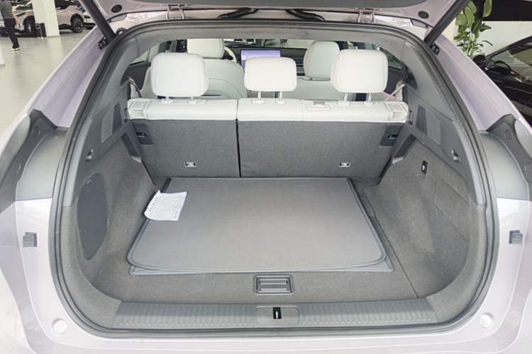 Used XPeng G6 2026 Model, 625 Max Flagship Edition Trunk