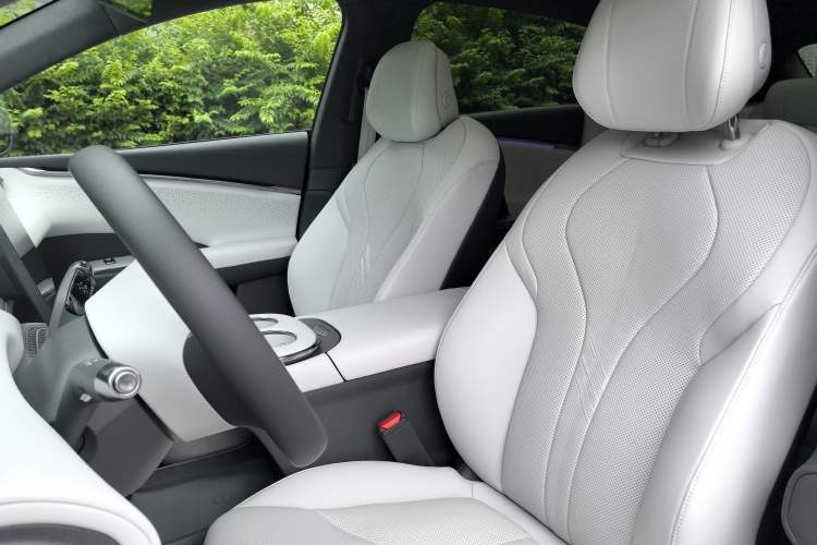 Used XPeng G7 2025 Model—602 Long Range Max Interior 4