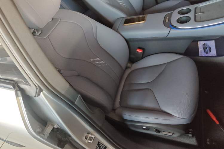 Used XPeng G7 2025 Model—702 Ultra Long Range Right Front Seat