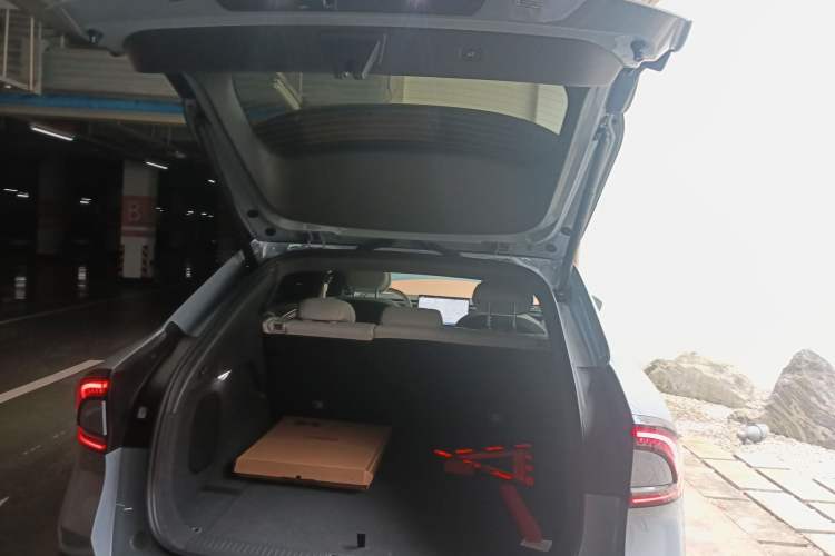 Used XPeng G7 2025 Model—602 Long Range Max Trunk