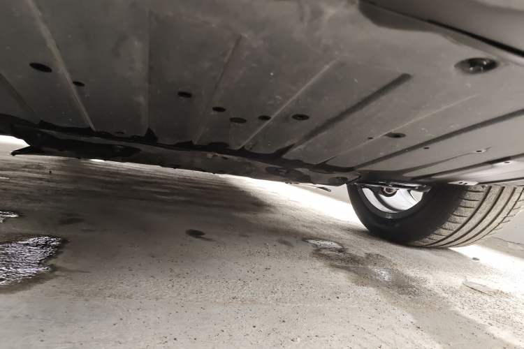 Used XPeng G7 2025 702 Max Chassis Rear