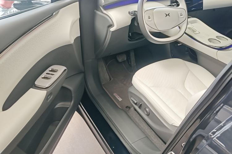 Used XPeng G7 2025 Model—702 Ultra Long Range Driver Seat