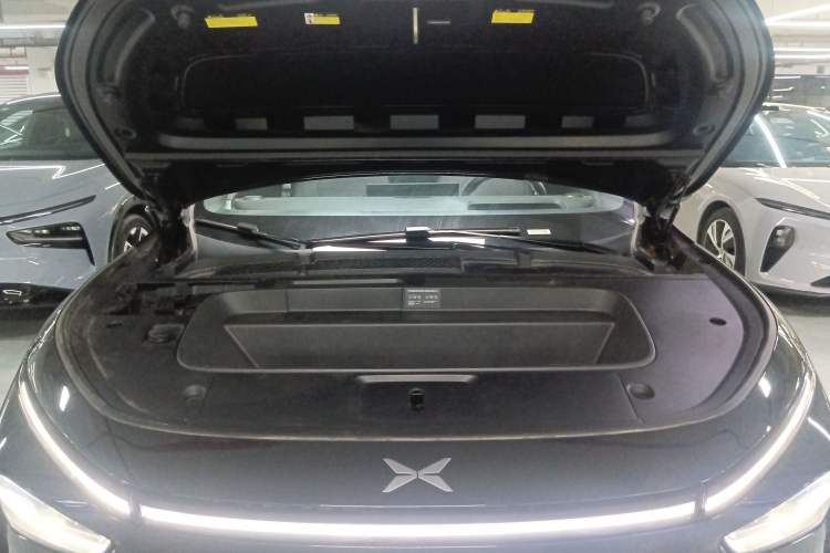 Used XPeng G7 2025 Model—702 Ultra Long Range Engine Bay