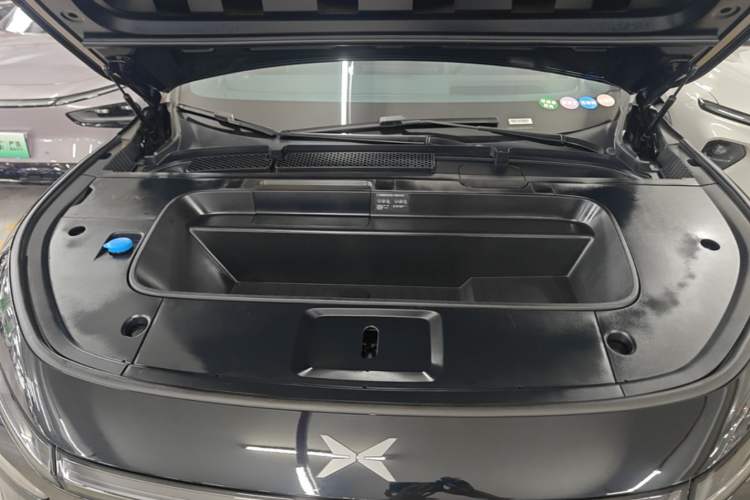 Used XPeng G7 2025 702 Max Engine Bay