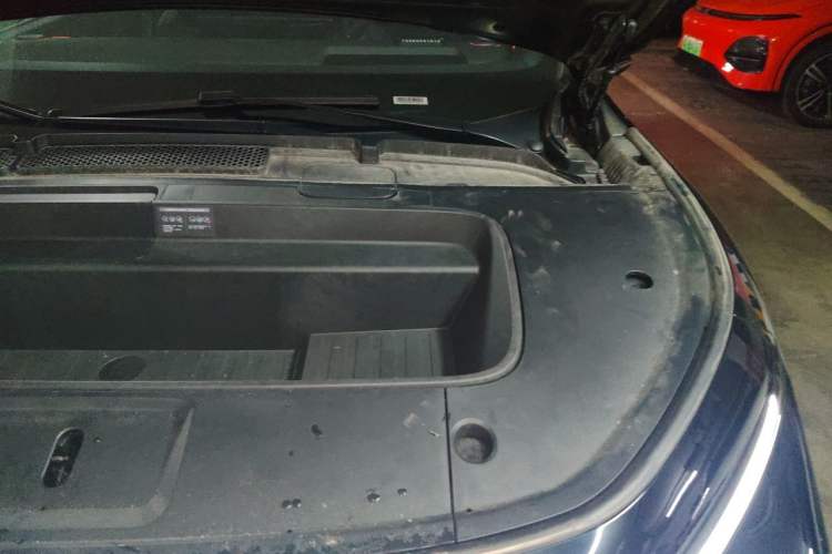 Used XPeng G7 2025 Model—602 Long Range Max Engine Bay Left