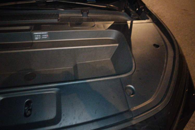 Used XPeng G7 2025 702 Max Engine Bay Left