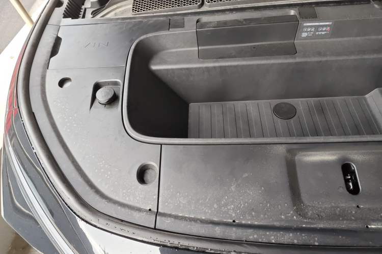Used XPeng G7 2025 702 Max Engine Bay Right