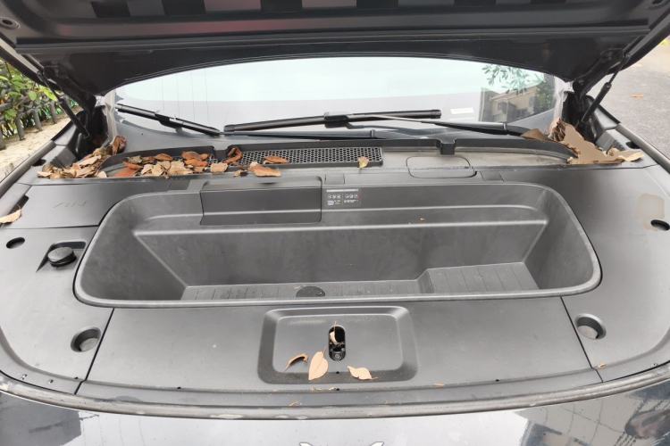 Used XPeng G7 2025 Model—702 Ultra Long Range Engine Bay