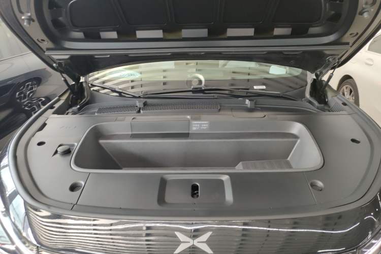 Used XPeng G7 2025 702 Max Engine Bay