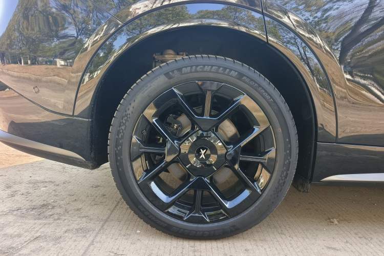 Used XPeng G7 2025 702 Max Exterior 12