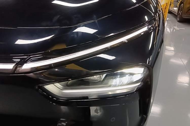 Used XPeng G7 2025 Model—702 Ultra Long Range Left Front Headlight