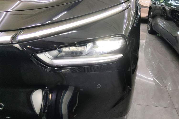 Used XPeng G7 2025 Model—702 Ultra Long Range Left Front Headlight