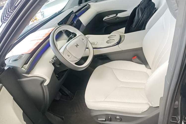 Used XPeng G7 2025 Model—702 Ultra Long Range Left Front Seat