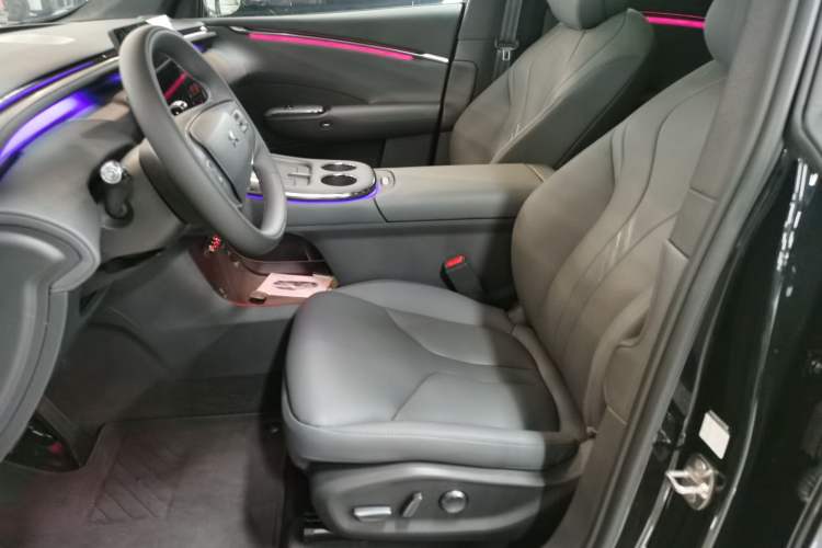 Used XPeng G7 2025 Model—602 Long Range Max Left Front Seat