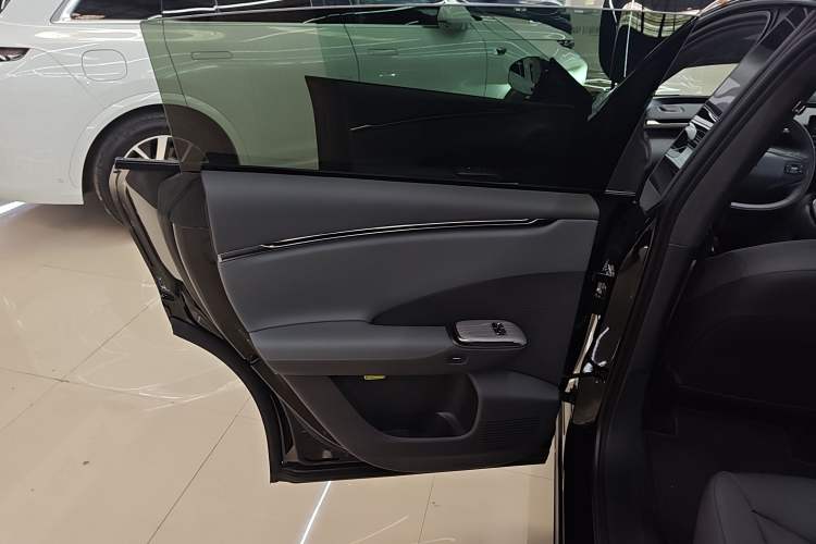 Used XPeng G7 2025 702 Max Left Rear Door Interior
