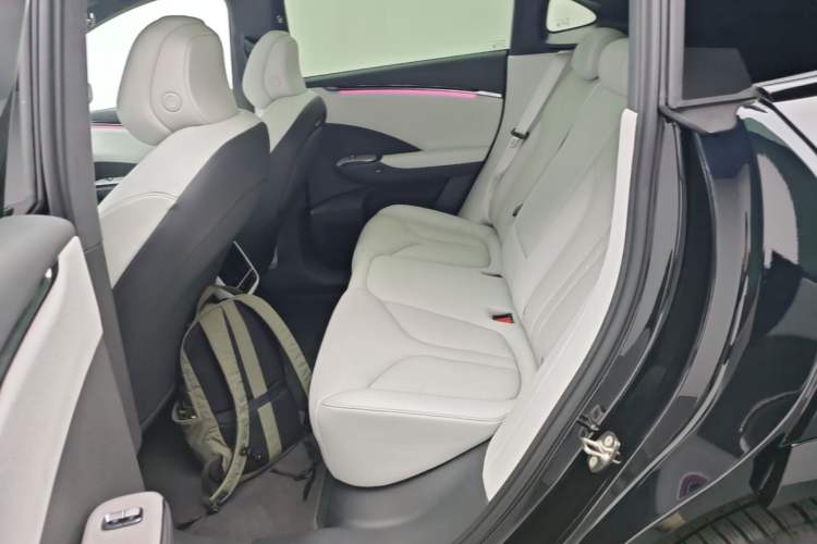 Used XPeng G7 2025 Model—702 Ultra Long Range Left Rear Seat