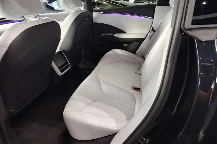 Used XPeng G7 2025 Model—702 Ultra Long Range Left Rear Seat