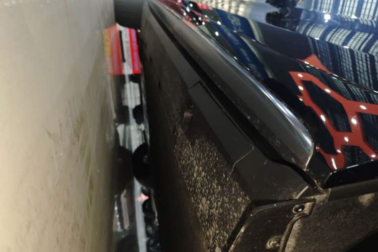 Used XPeng G7 2025 Model—702 Ultra Long Range Left Side Sill