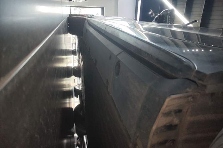 Used XPeng G7 2025 Model—702 Ultra Long Range Left Side Sill
