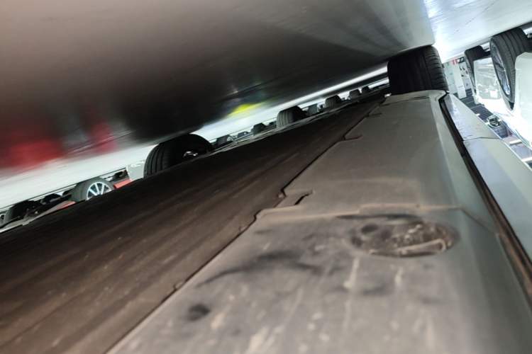 Used XPeng G7 2025 Model—702 Ultra Long Range Left Side Sill