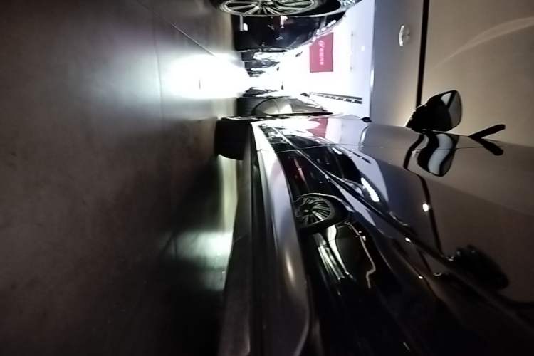 Used XPeng G7 2025 Model—702 Ultra Long Range Left Side Sill