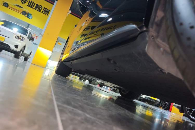 Used XPeng G7 2025 Model—702 Ultra Long Range Left Side Sill