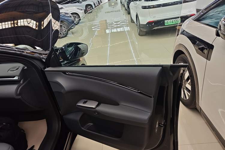 Used XPeng G7 2025 702 Max Right Front Door Interior