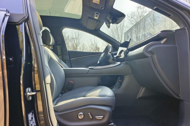 Used XPeng G7 2025 702 Max Right Front Seat