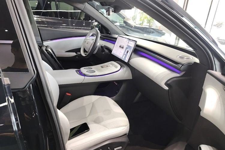 Used XPeng G7 2025 Model—702 Ultra Long Range Right Front Seat