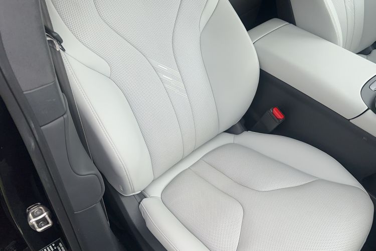 Used XPeng G7 2025 Model—702 Ultra Long Range Right Front Seat