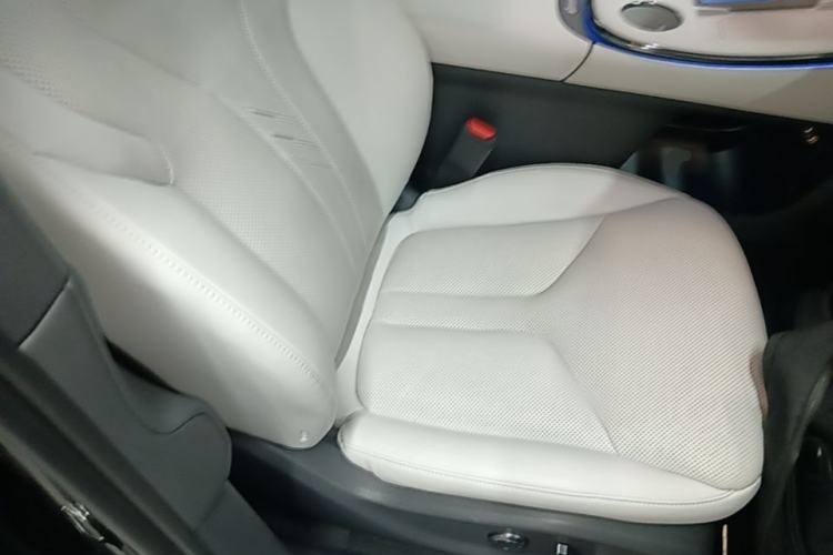 Used XPeng G7 2025 Model—702 Ultra Long Range Right Front Seat
