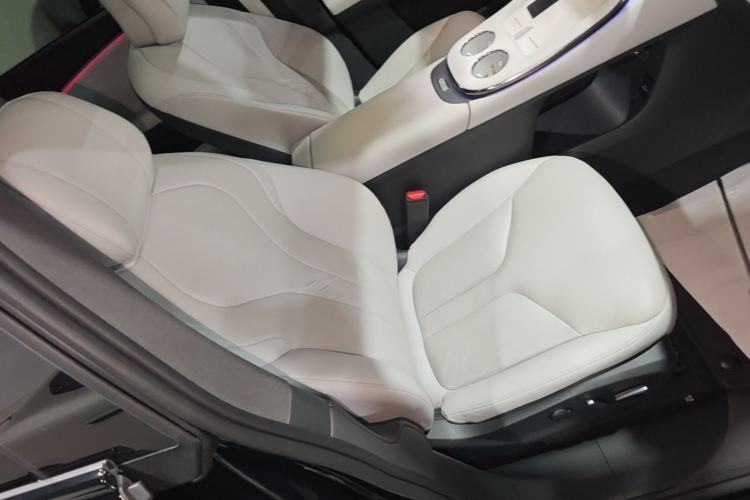 Used XPeng G7 2025 Model—702 Ultra Long Range Right Front Seat
