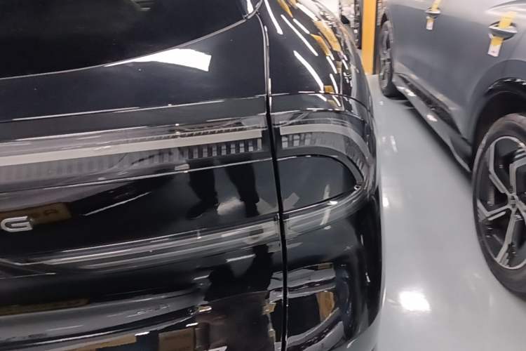 Used XPeng G7 2025 Model—702 Ultra Long Range Right Rear Taillight